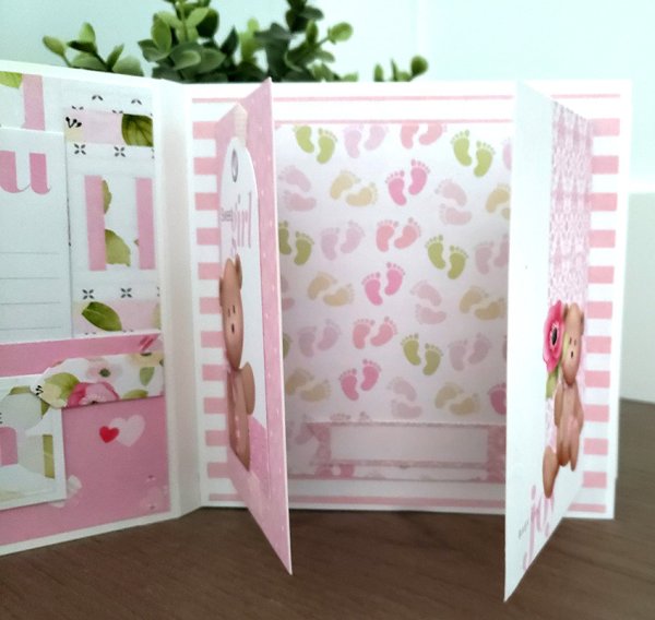 (image for) PCC - Baby Milestones Girl Scrapbook Mini Album Kit